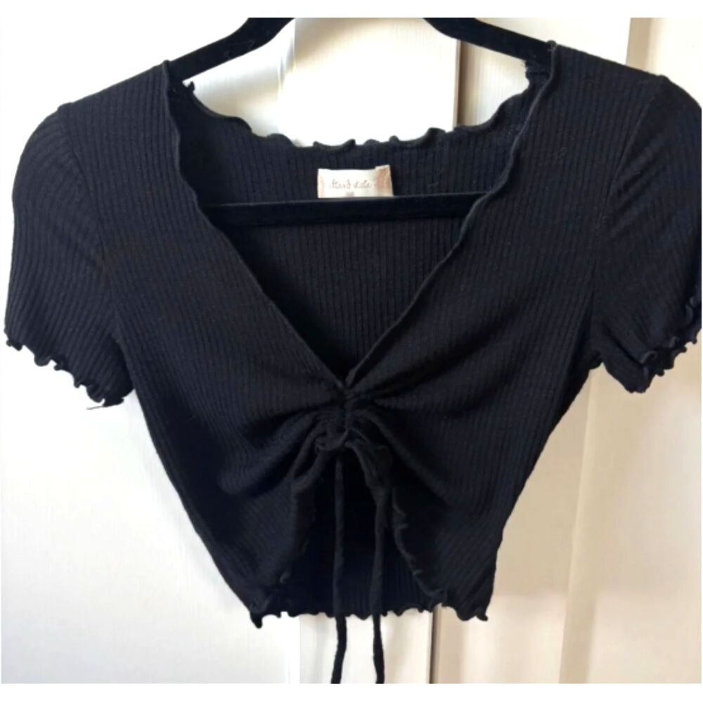 altar'd state black adjustable tie front crop top Size Med | Festival Date Night